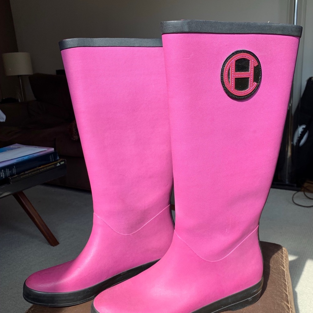 Cole Haan Rain Boots / Air Nike